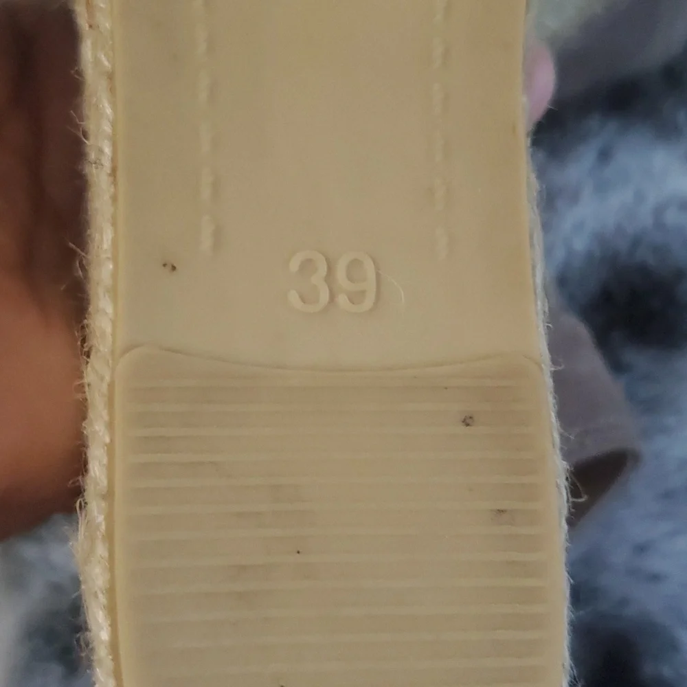 Toni Pons Origens Nuria Suede Espadrilles Elastic Straps Beige Sz 39